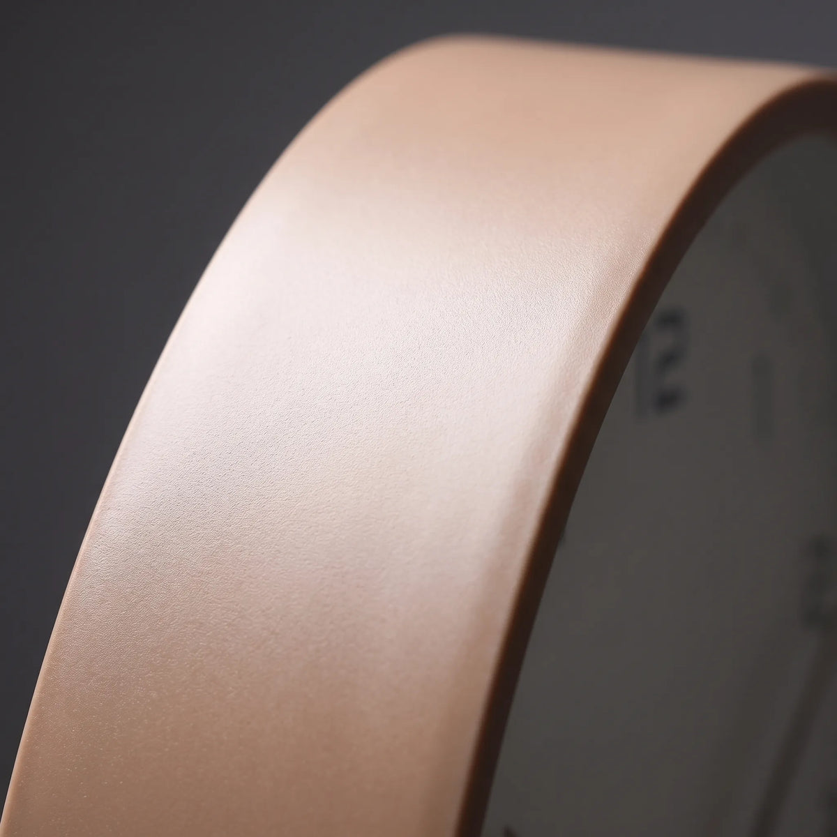 Chronosync - Silent Minimal Wall Clock